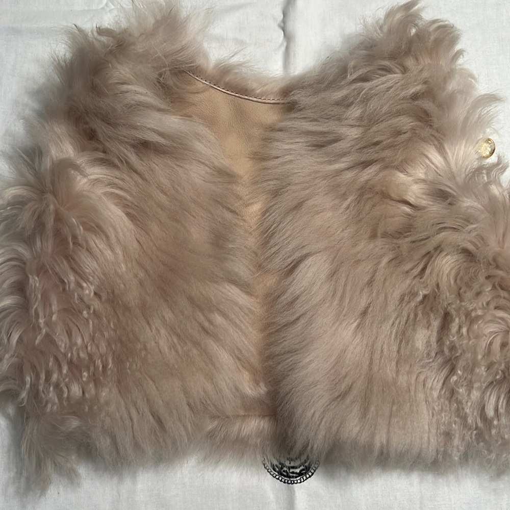 Faux fur beige vest